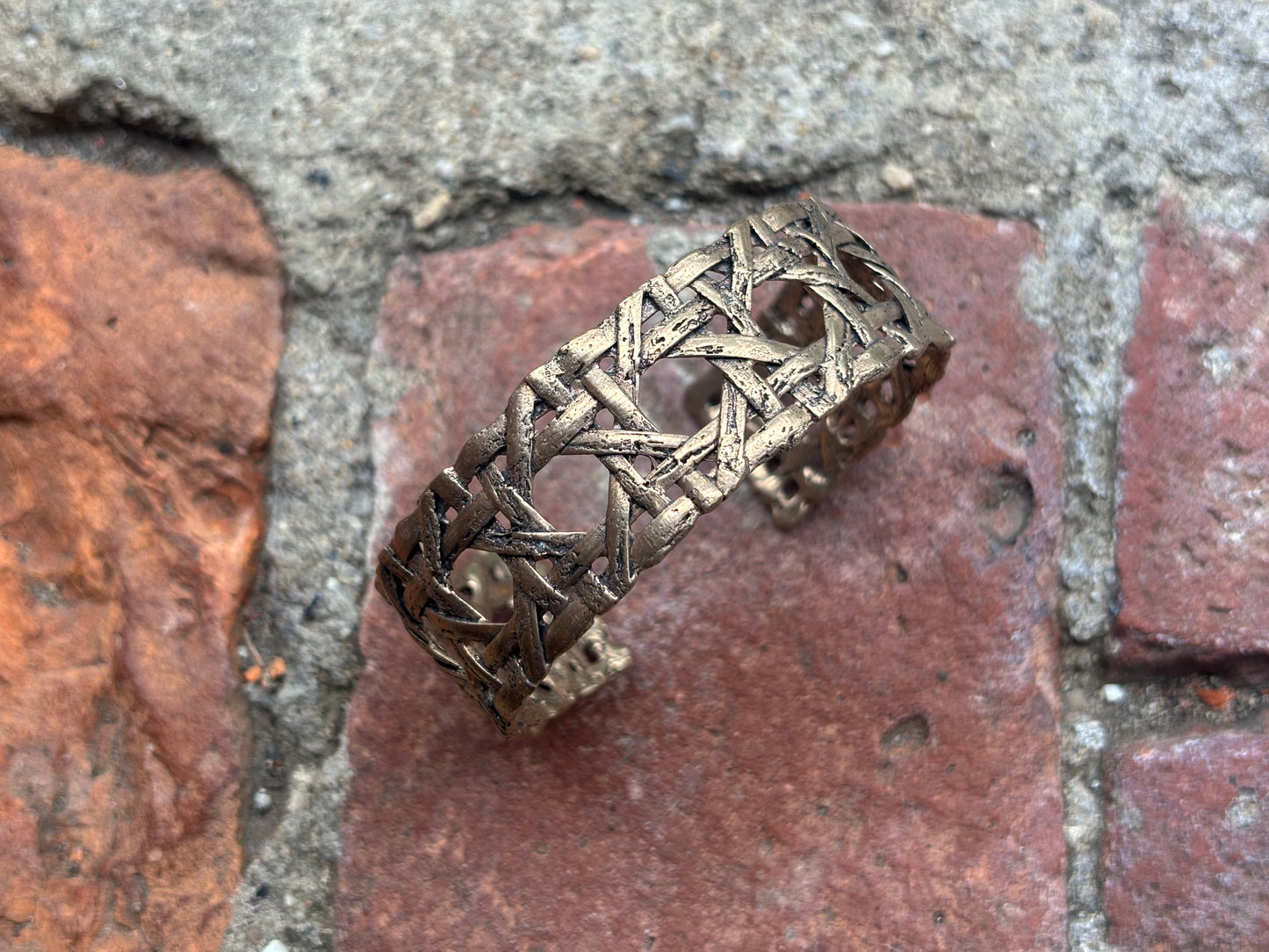 Wickerwork Thin Cuff